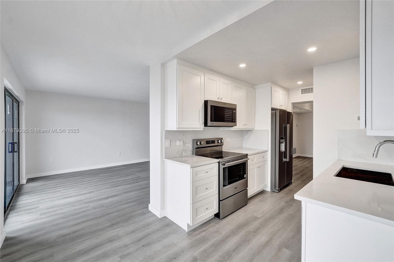 1201 Ocean Dr 2509S PH photo 14