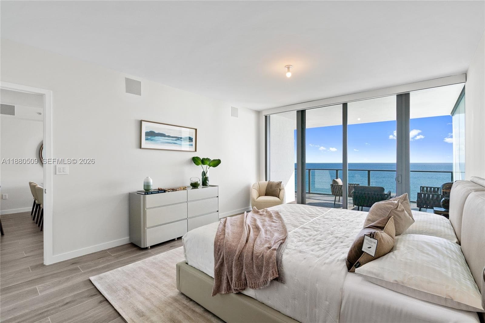 1116 Ocean Blvd 1404 photo 22