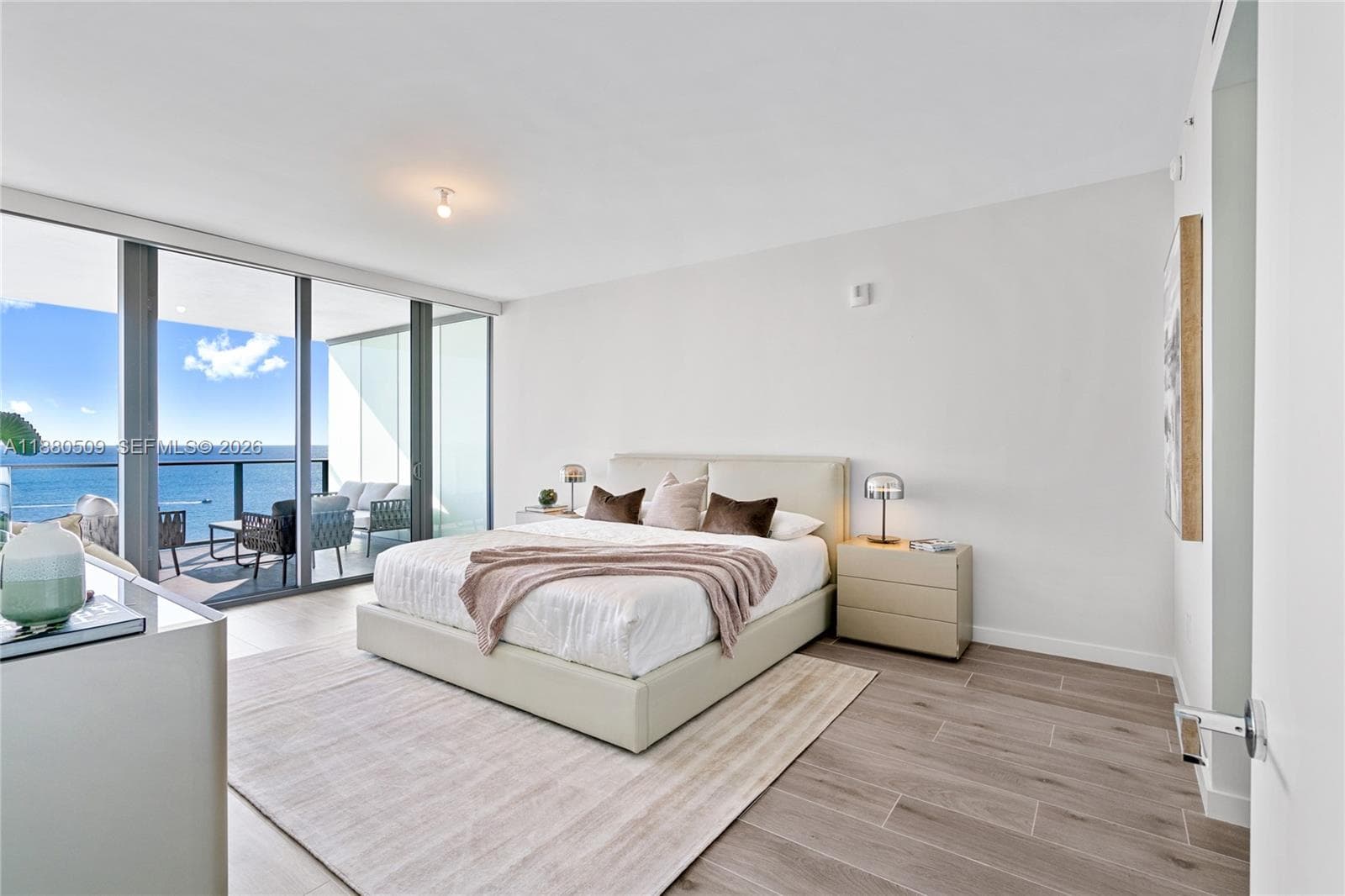 1116 Ocean Blvd 1404 photo 20