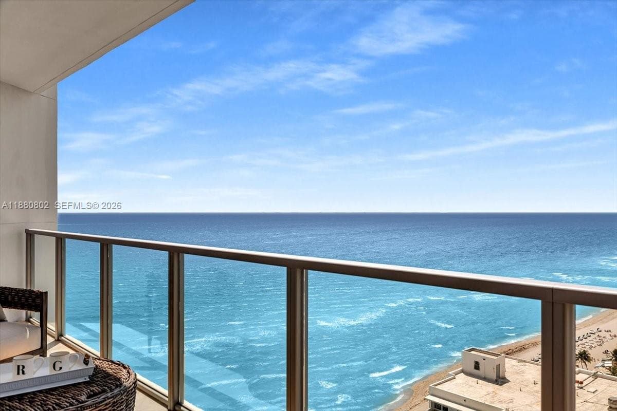 3101 Ocean Dr 3