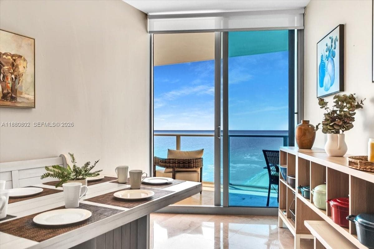 3101 Ocean Dr 5