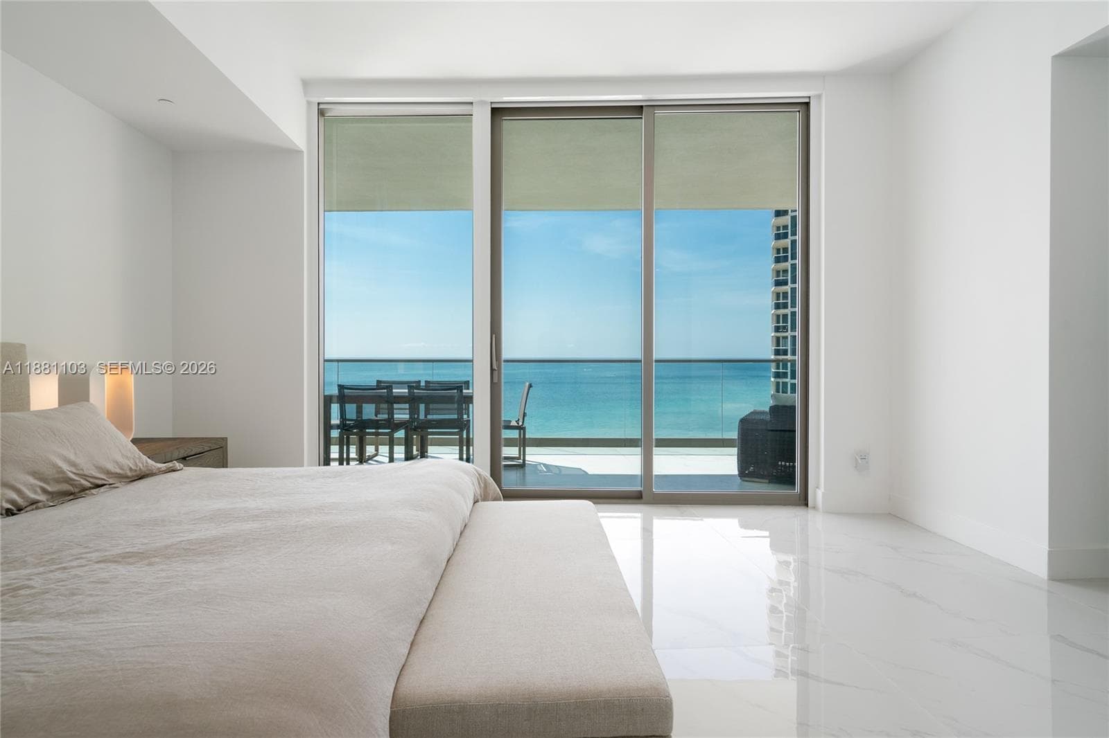 18975 Collins Ave 1104 photo 8