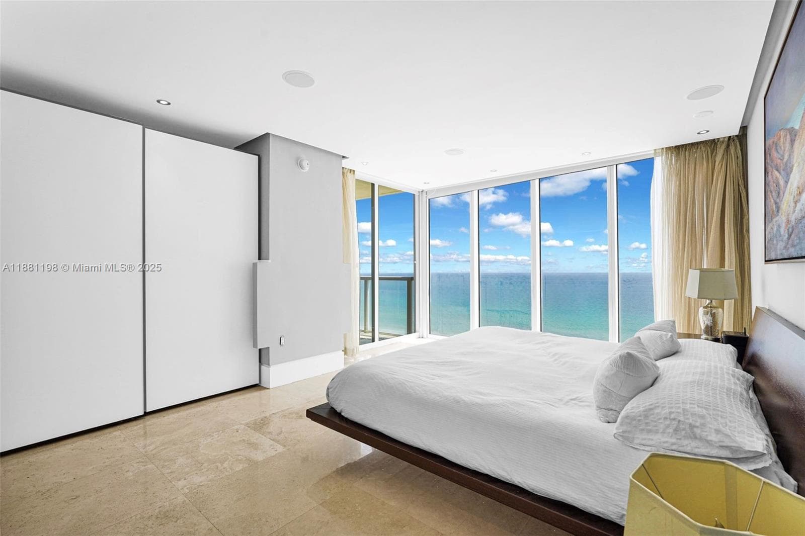16699 Collins Ave 1103 photo 23