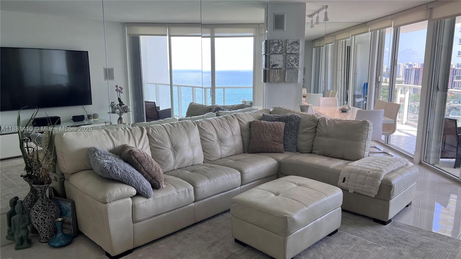 16485 Collins Ave 2334 photo 19