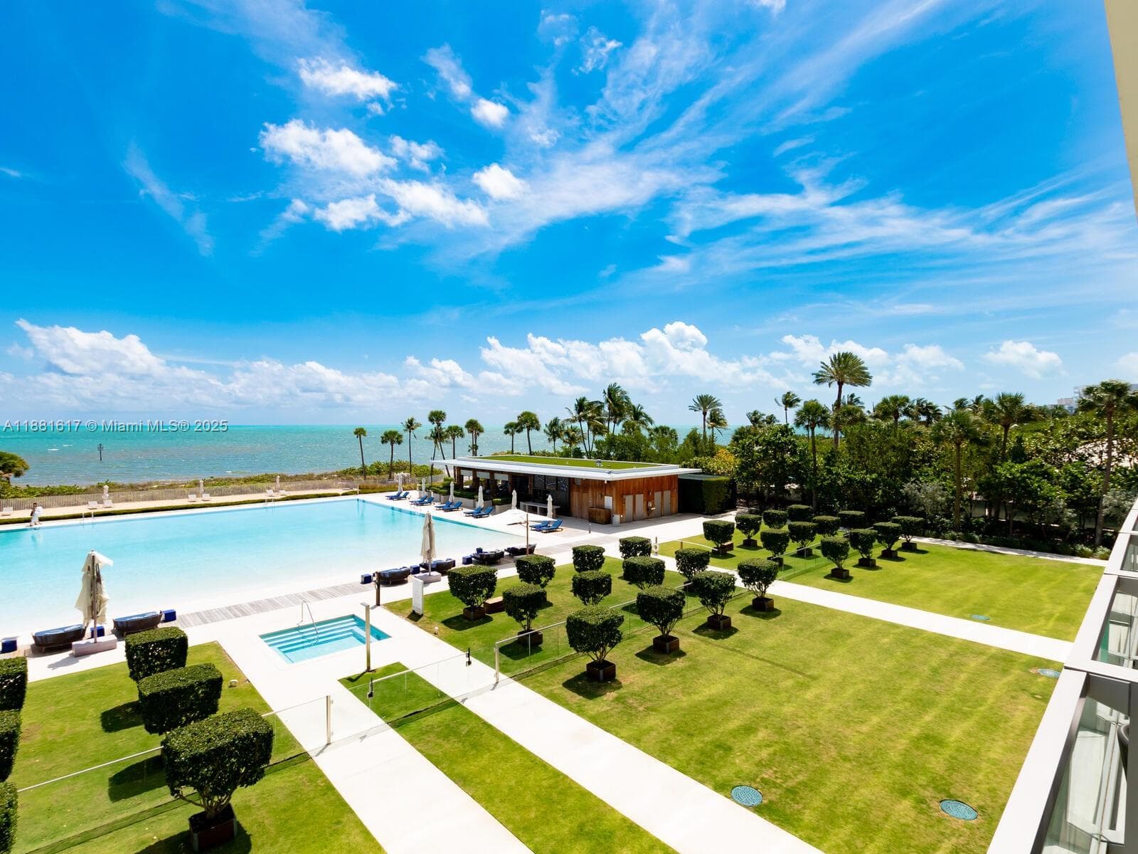 360 Ocean Dr 4
