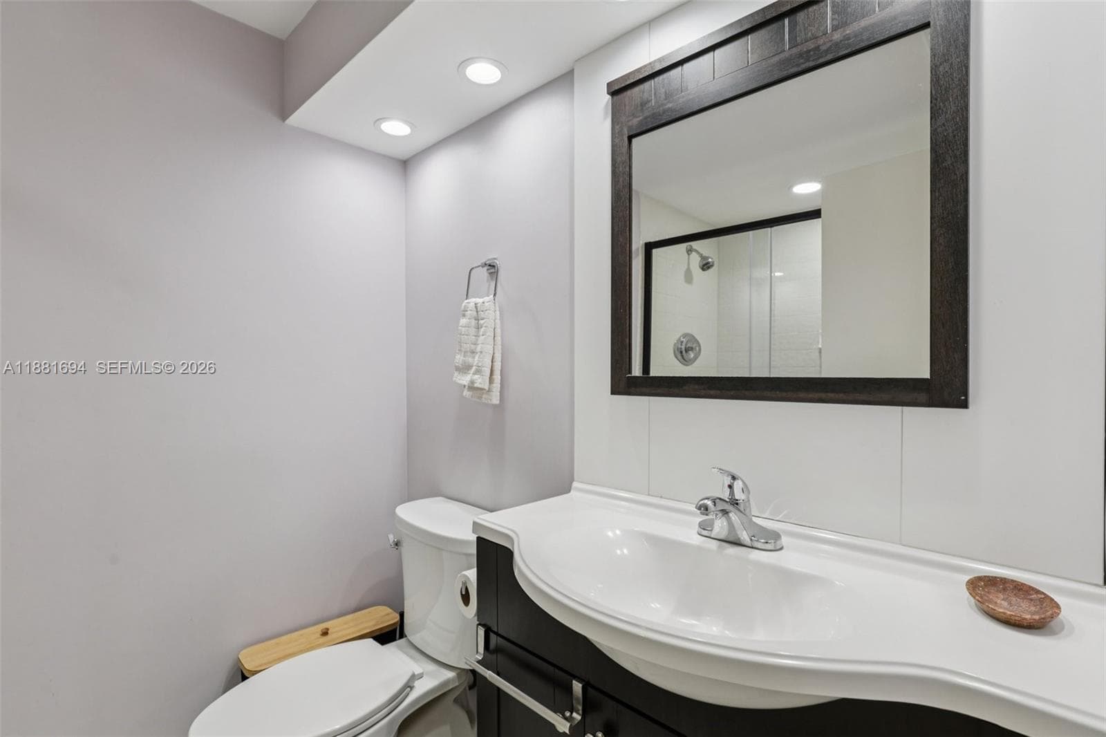 20191 E Country Club Dr 1102 photo 17