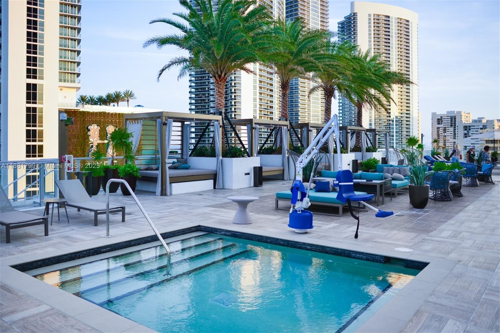 4010 Ocean Dr R302 photo 25