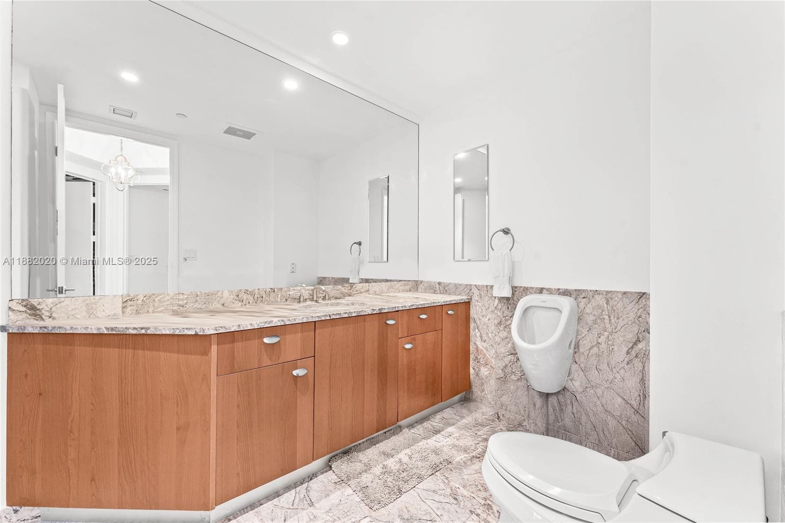 16047 Collins Ave 404 photo 19