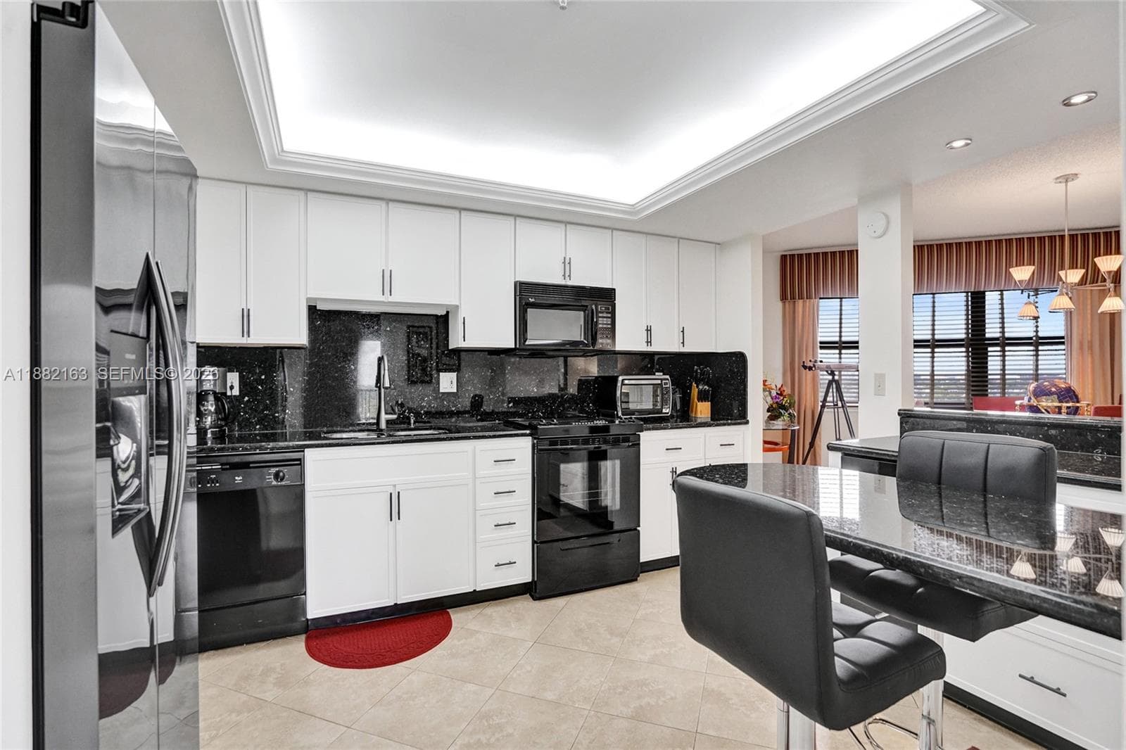 501 Riverside Dr 4