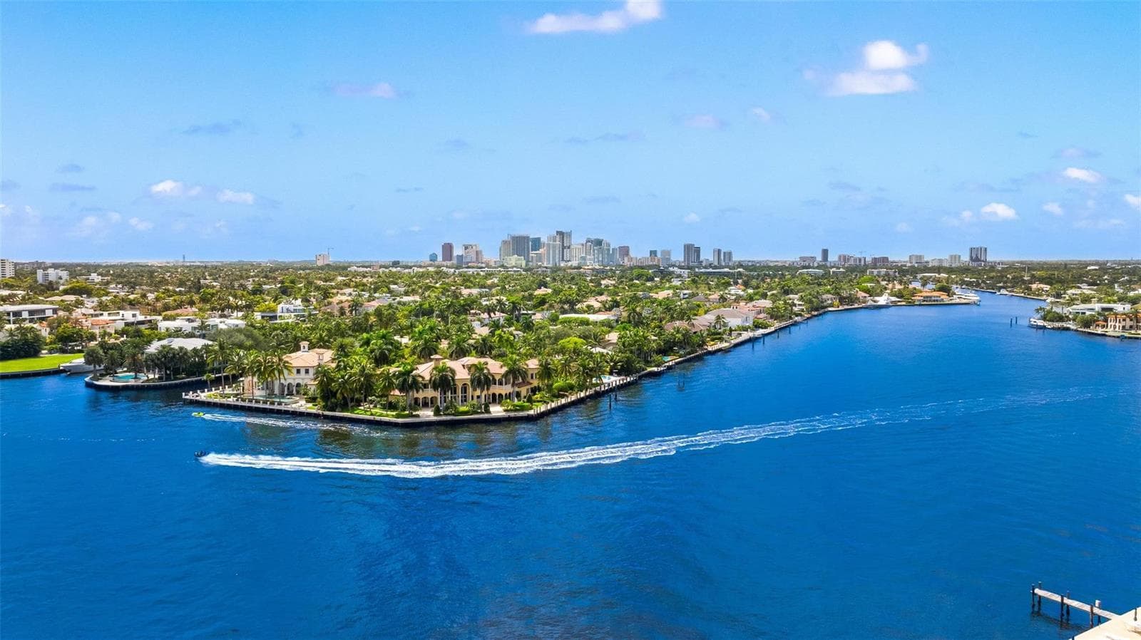 2701 Aqua Vista Boulevard 5