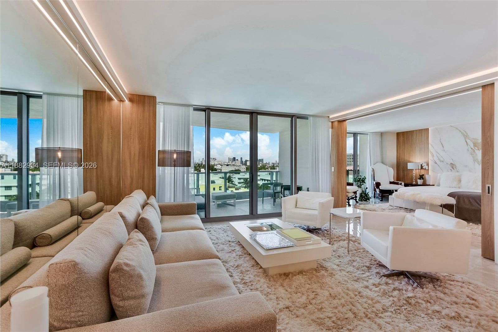 1455 Ocean Dr 811 photo 6
