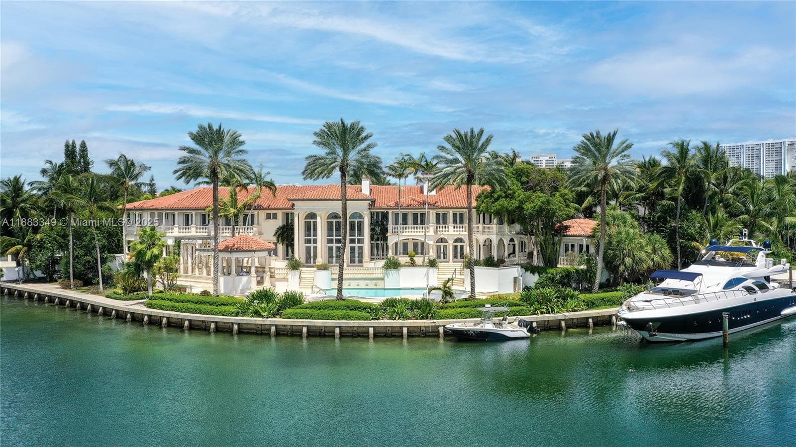 260 Cape Florida Dr 3