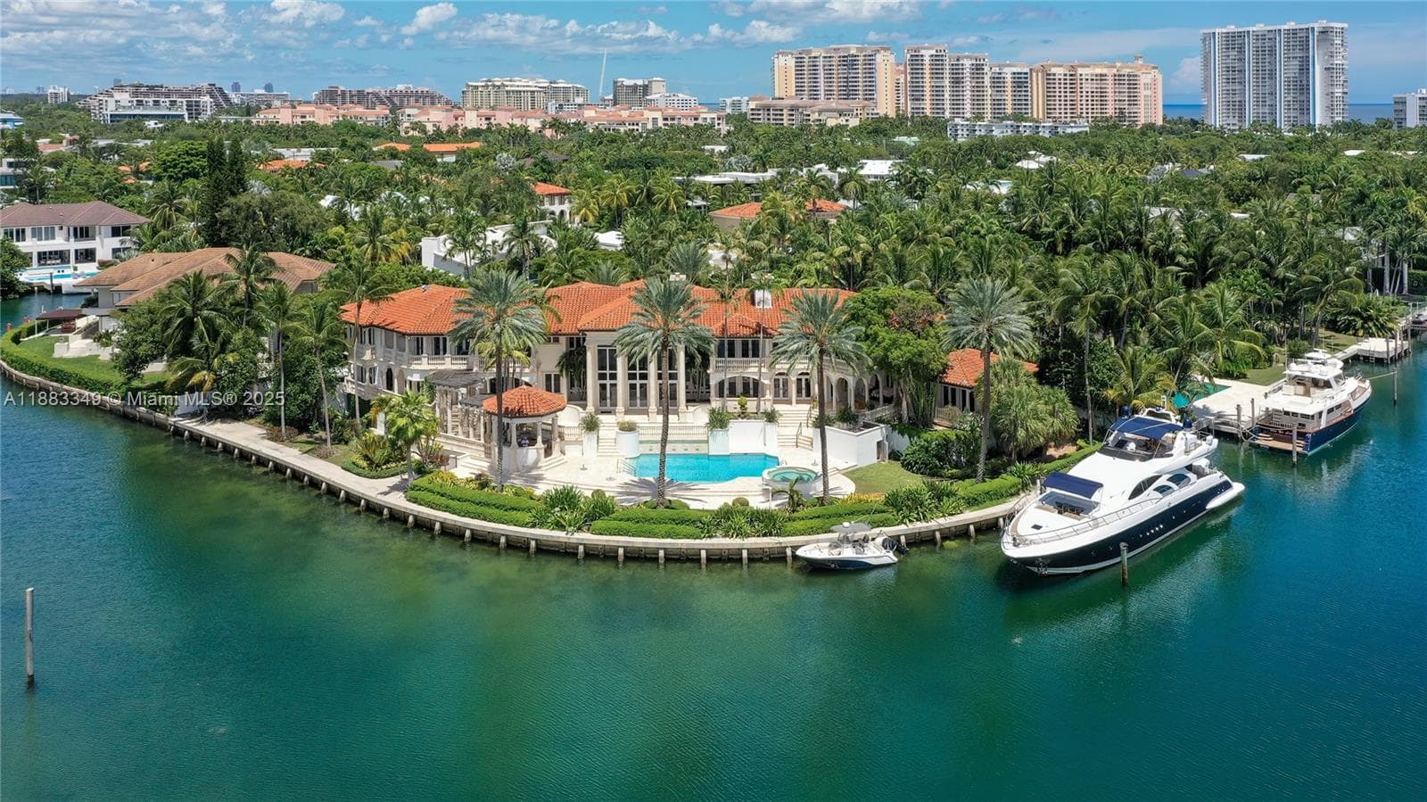 260 Cape Florida Dr 1