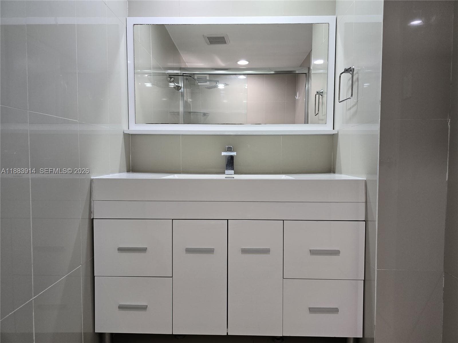 18051 Biscayne Blvd 1204 photo 13