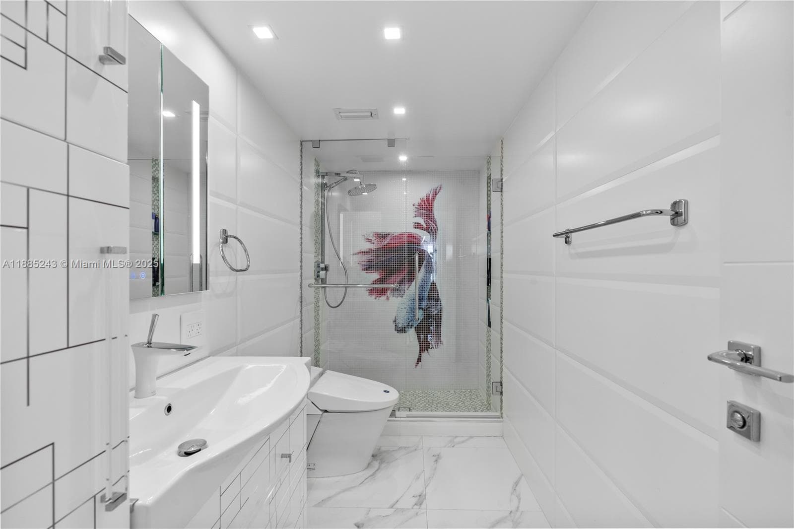 2030 Ocean Drive 2127 photo 12