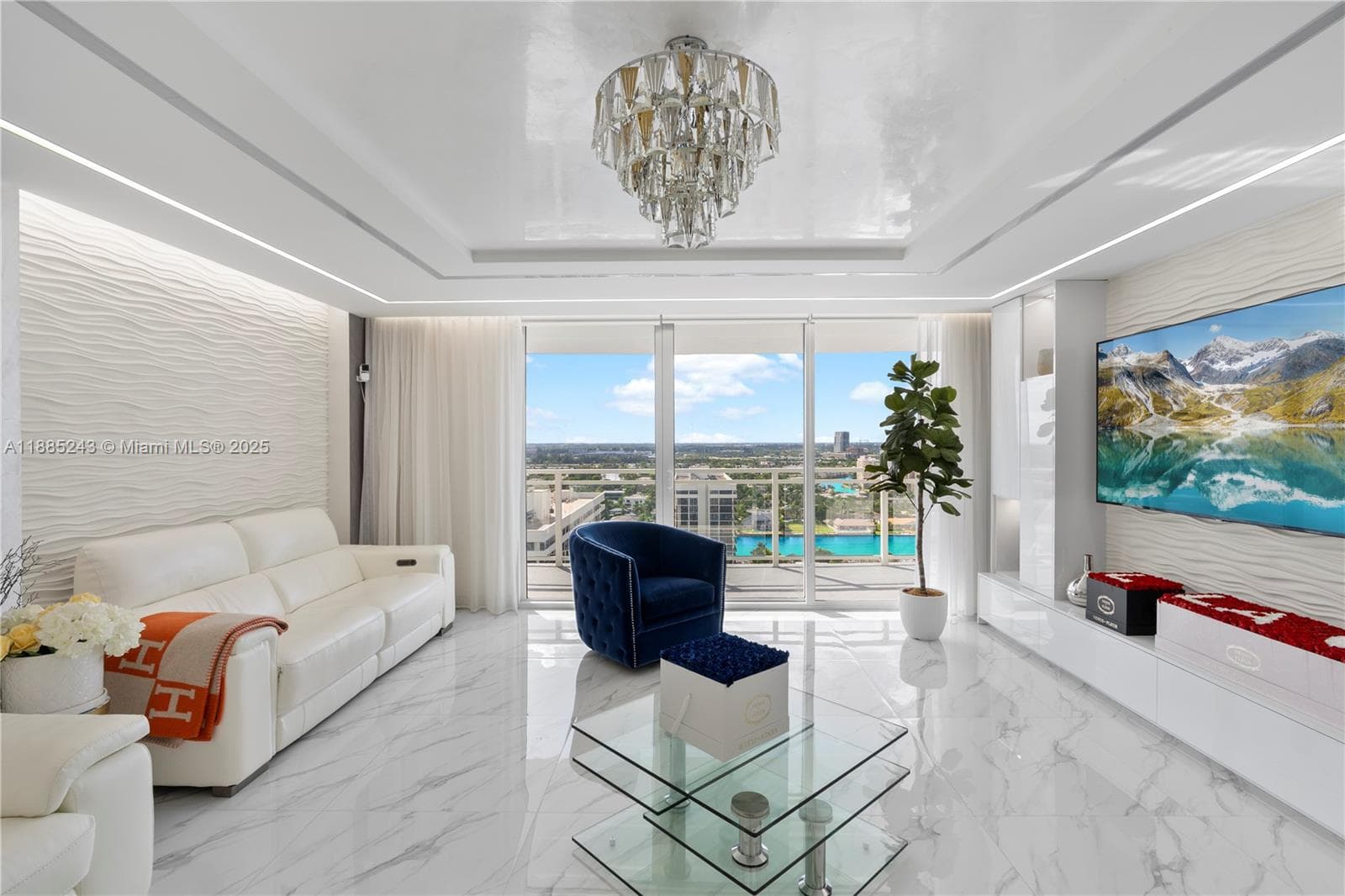 2030 Ocean Drive 3