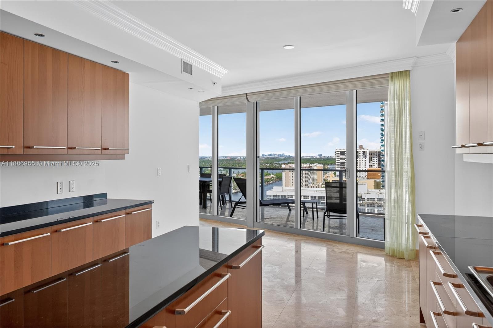 3101 Ocean Dr 2403 photo 12