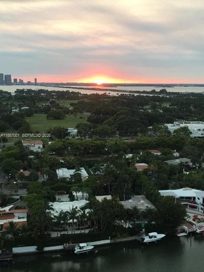 2555 Collins Ave 2112 photo 8