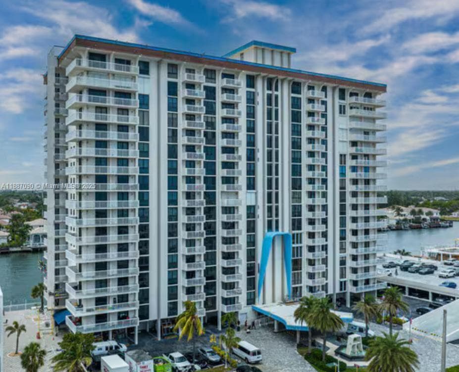 1500 Ocean Dr 1