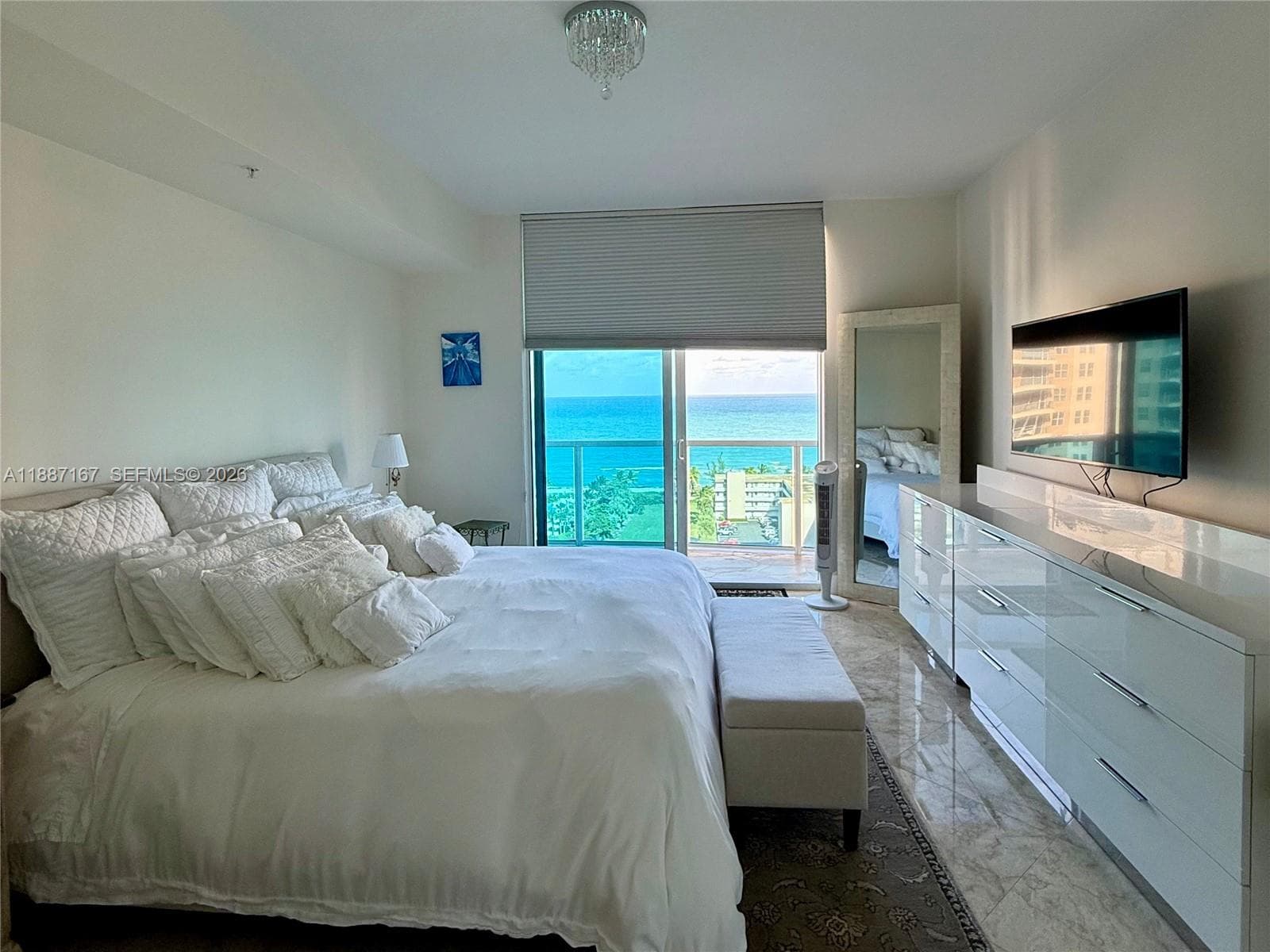 1945 Ocean Dr 5