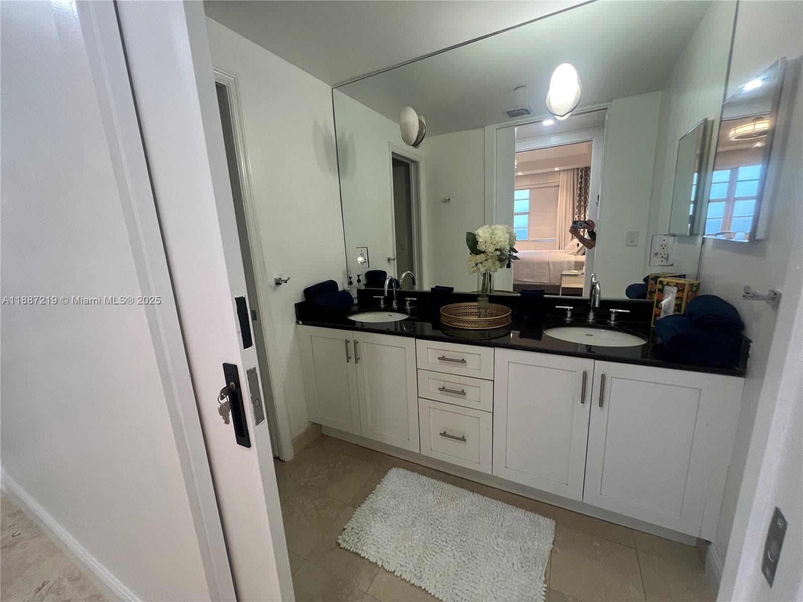 6917 Collins Ave PH09 photo 25