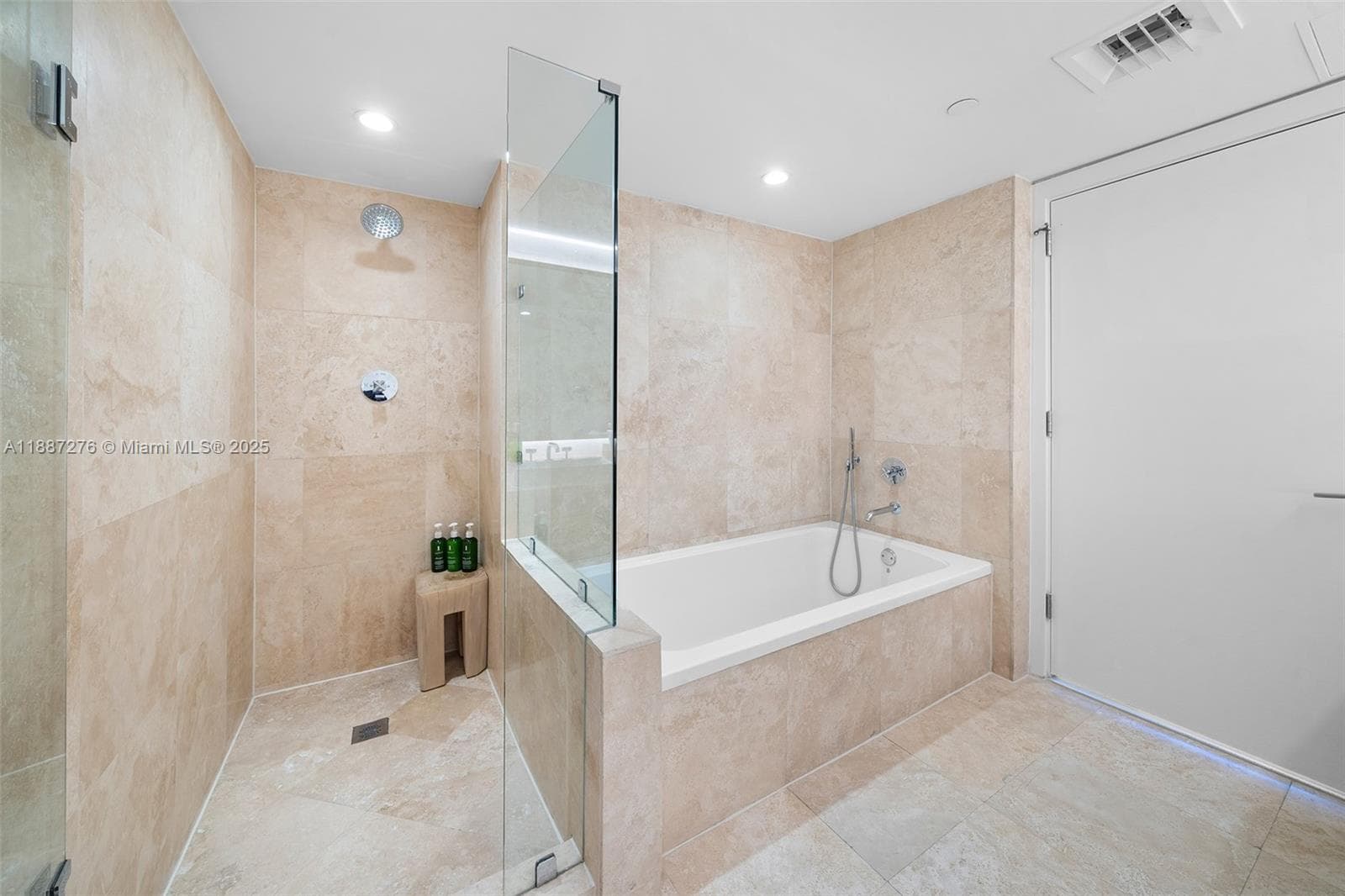 102 24th St 1215 photo 16