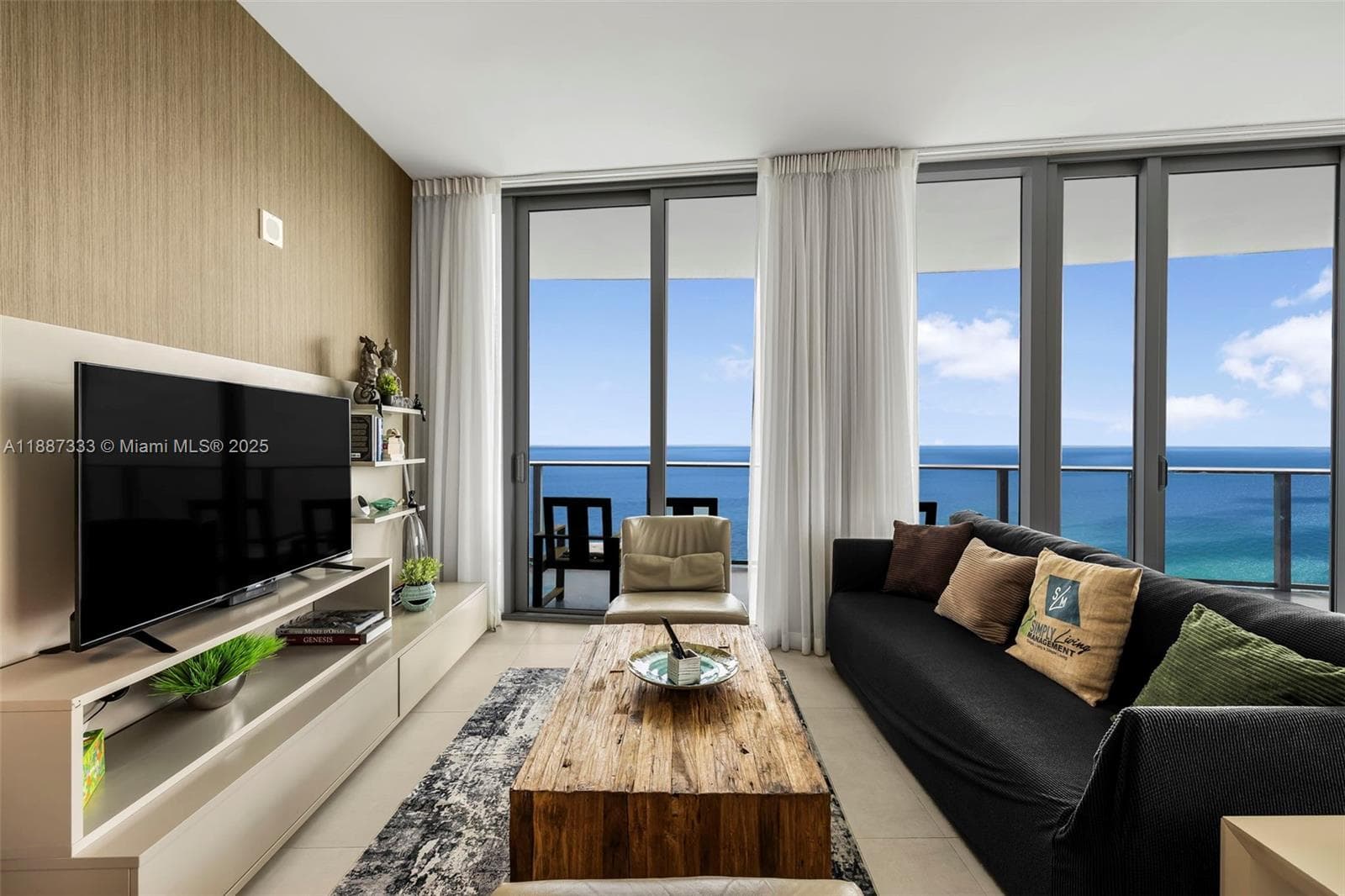 4111 Ocean Dr 2