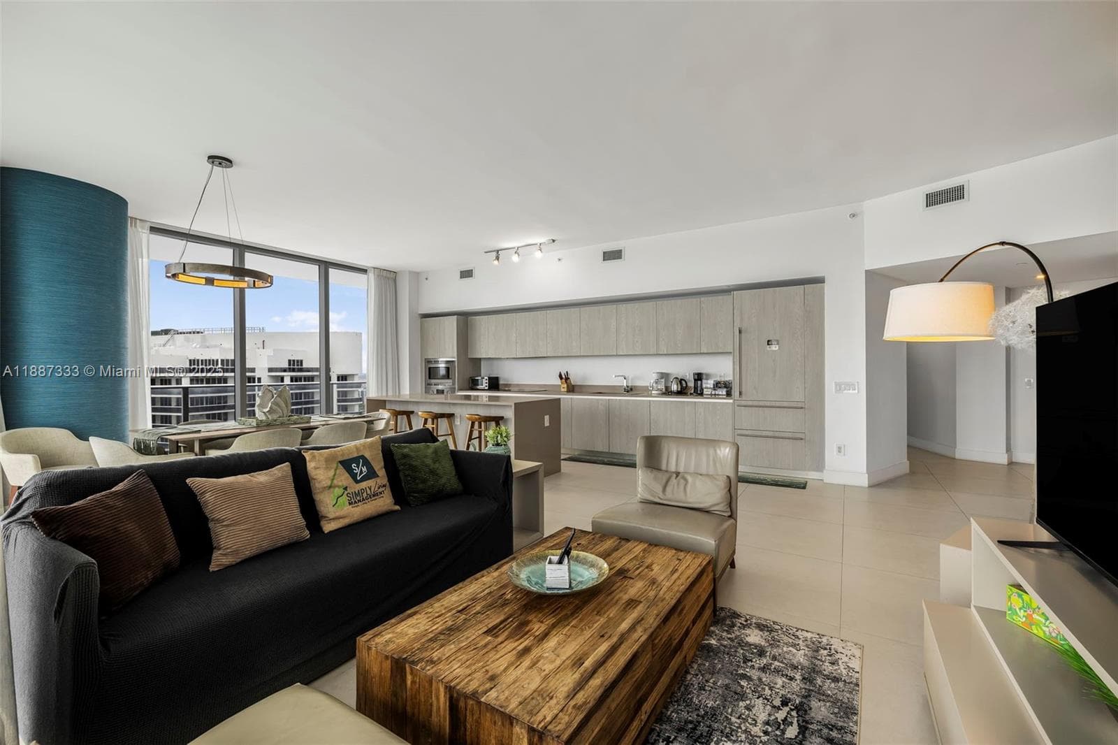 4111 Ocean Dr LPH1 photo 19