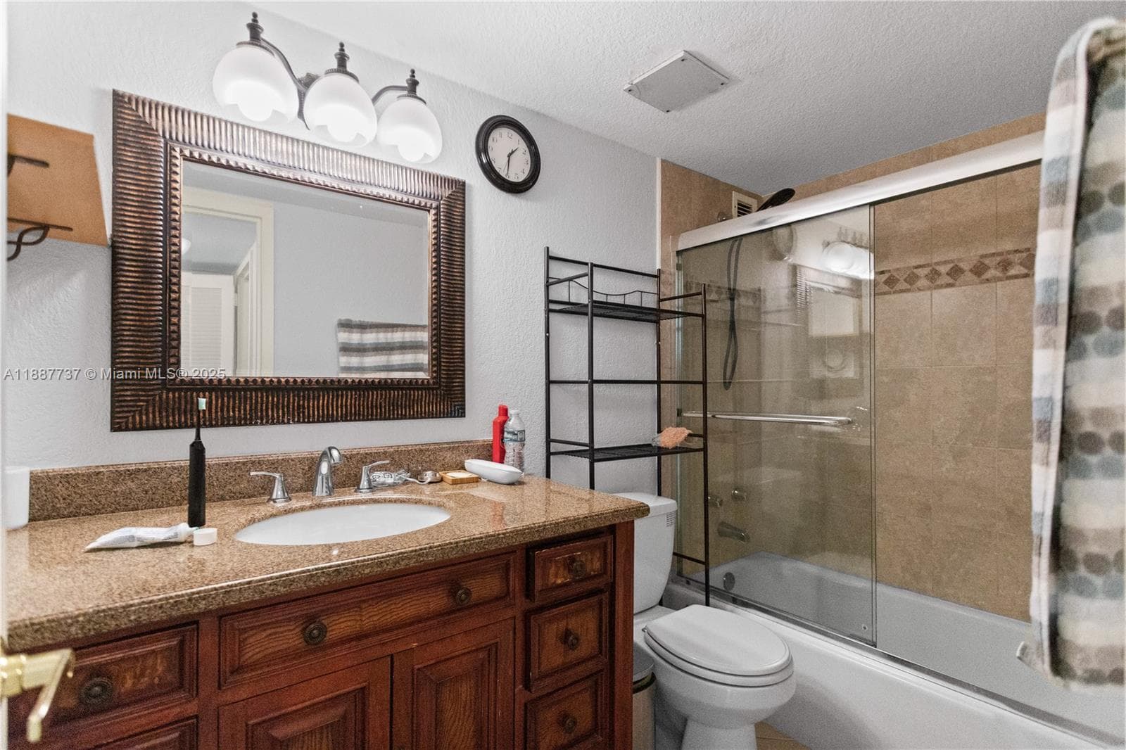 2030 Ocean Dr 1710 photo 20