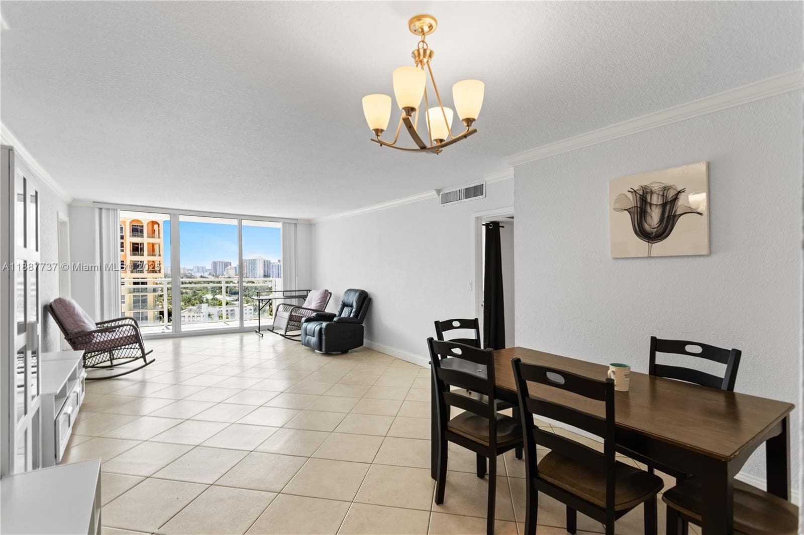 2030 Ocean Dr 1710 photo 8