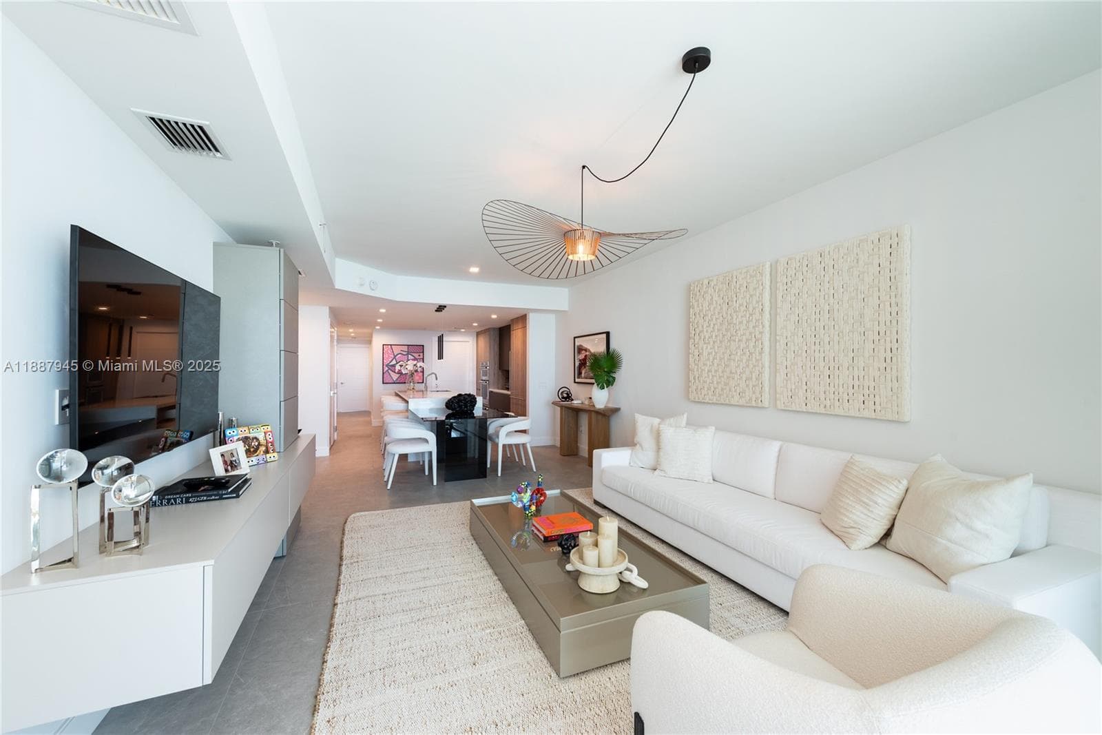 3801 Collins Ave 1502 photo 8