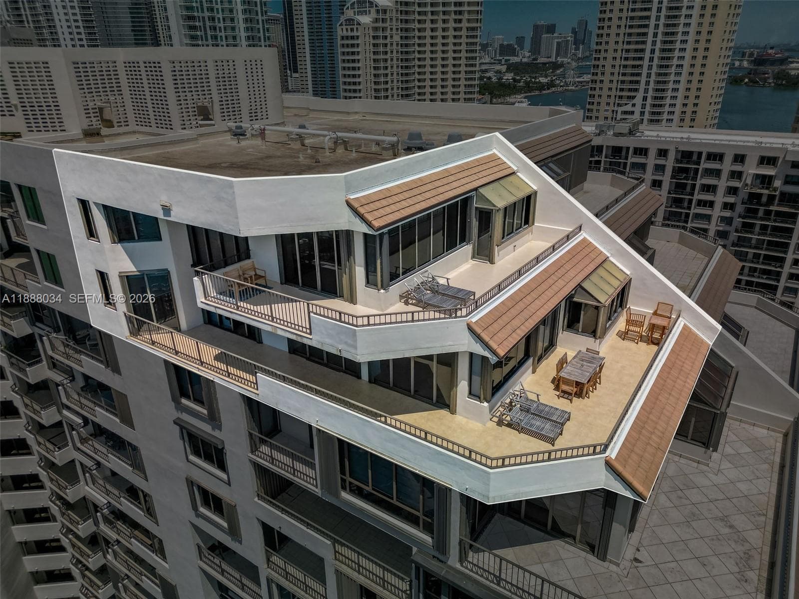 520 Brickell Key Drive 2