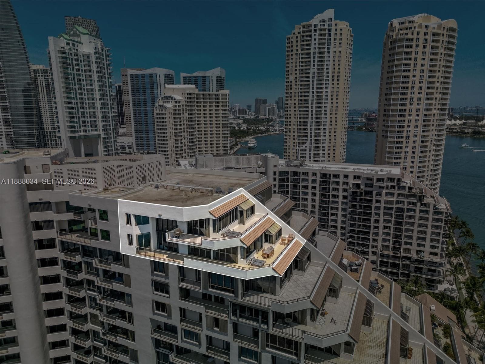 520 Brickell Key Drive UPH-03 photo 10