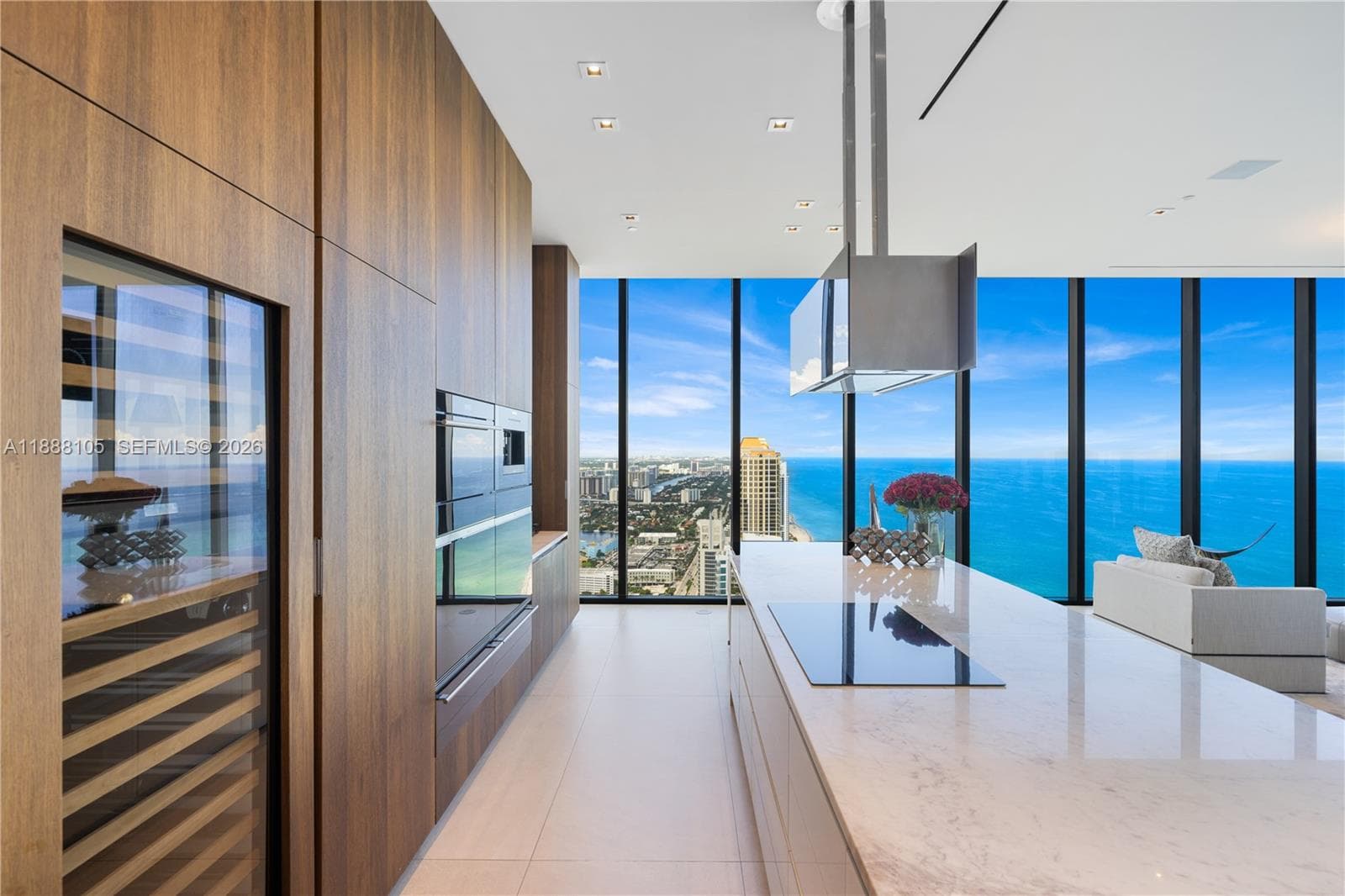 17141 Collins Ave 4