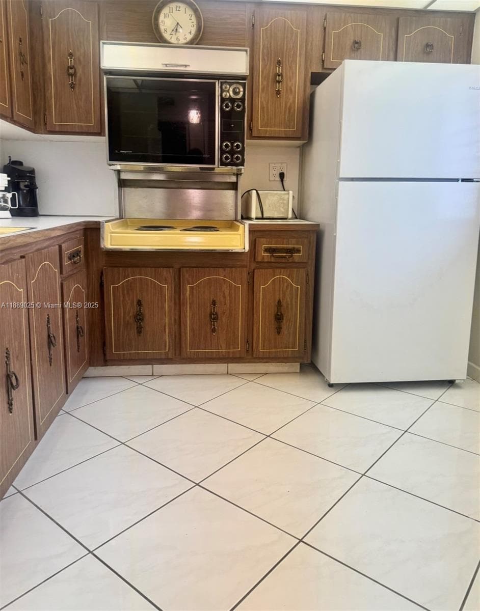 3600 NE 170 St. Apt.D.303 photo 12