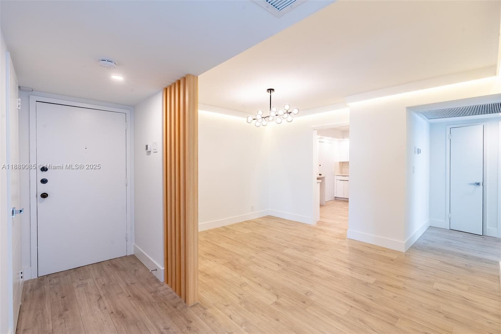 2030 Ocean Dr 3