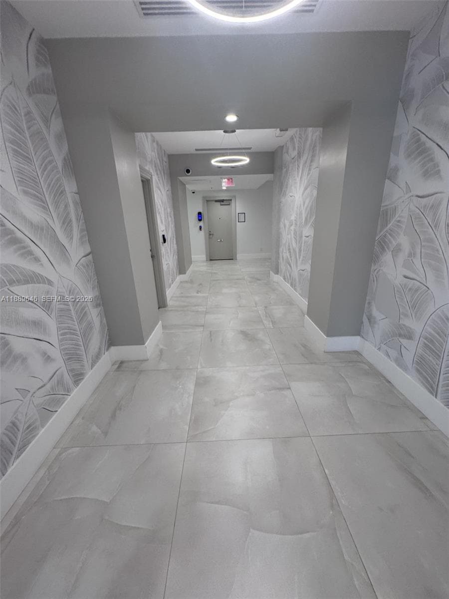 3001 S Ocean Dr 907 photo 5