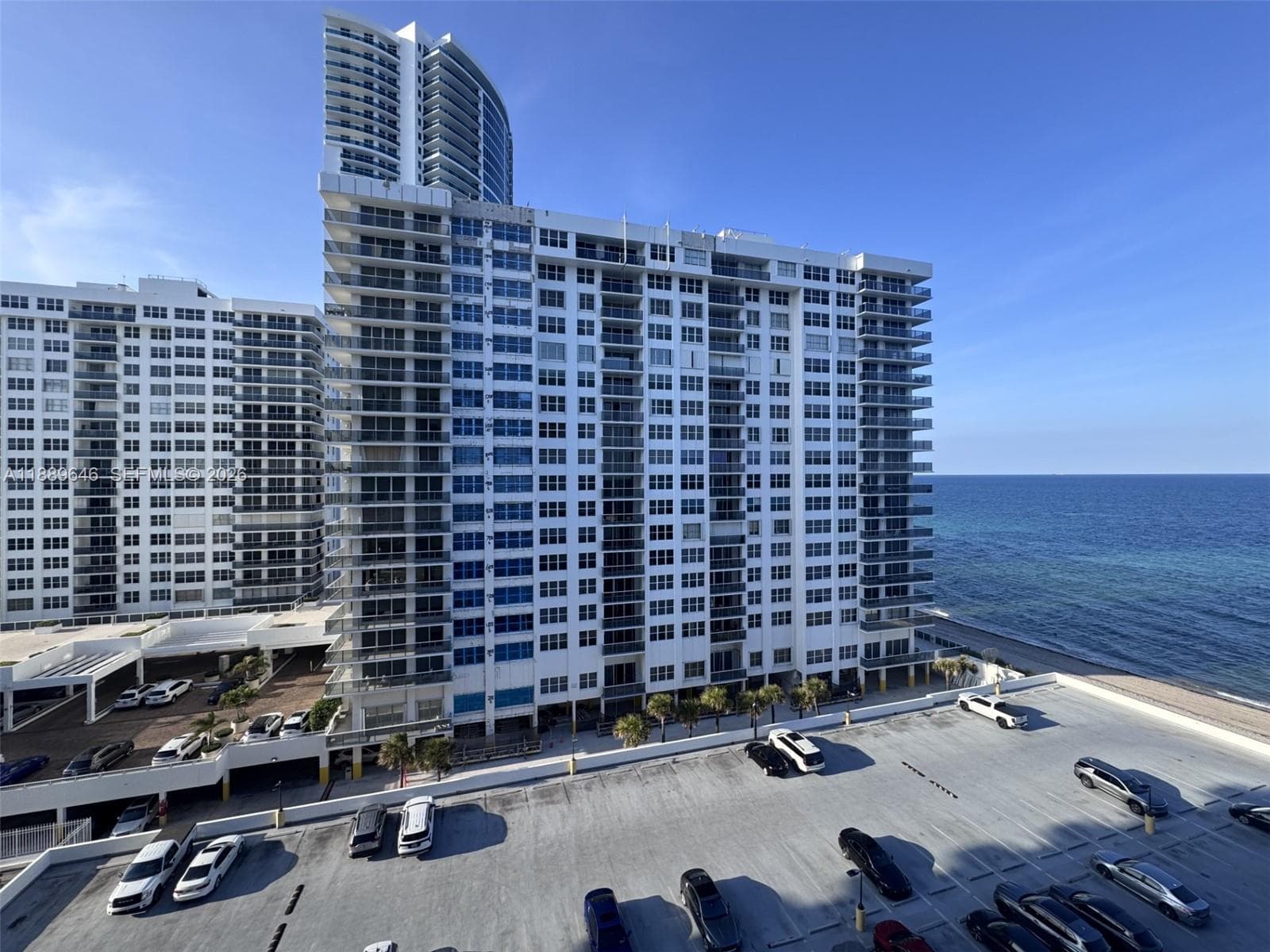 3001 S Ocean Dr 907 photo 24