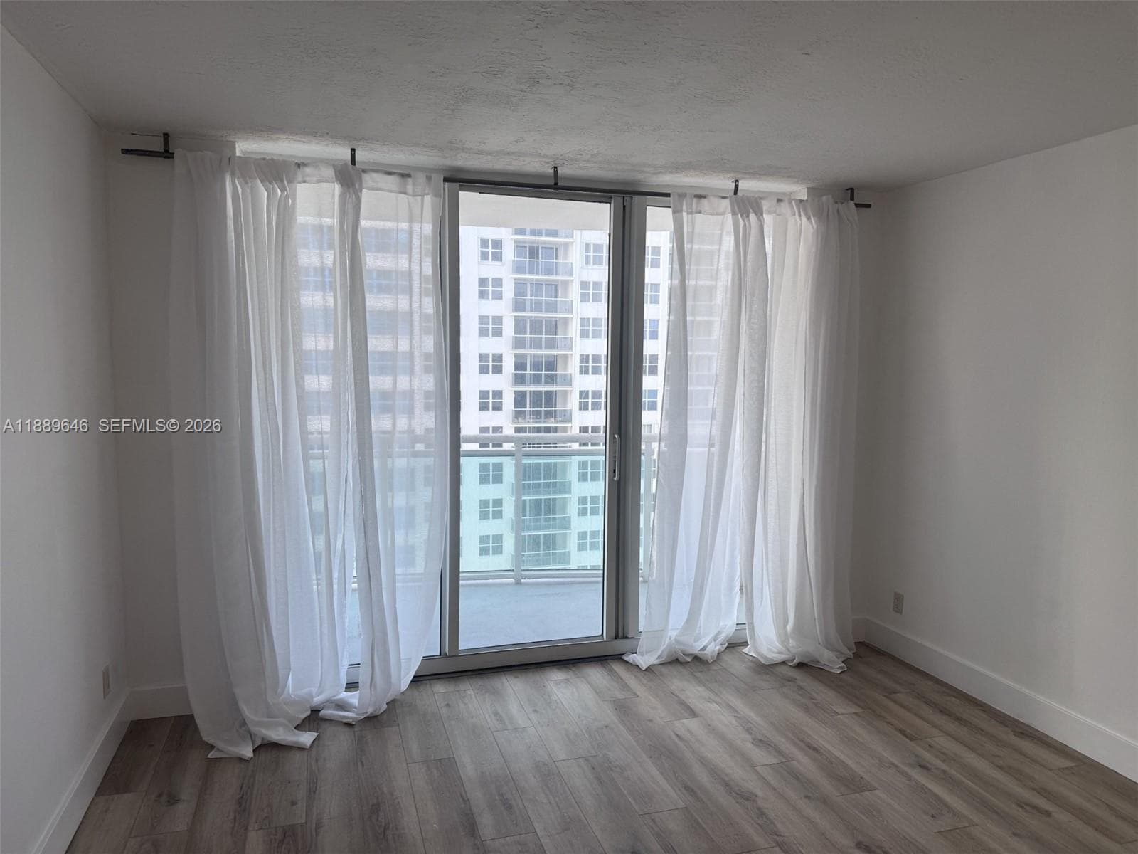 3001 S Ocean Dr 907 photo 19