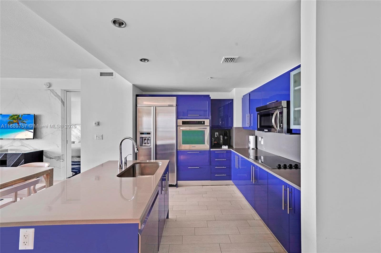 3101 Bayshore Dr 3