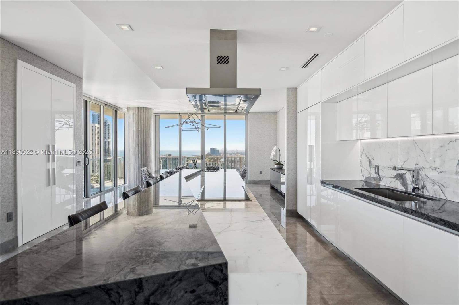 330 Sunny Isles Blvd 5-UPH04 photo 8