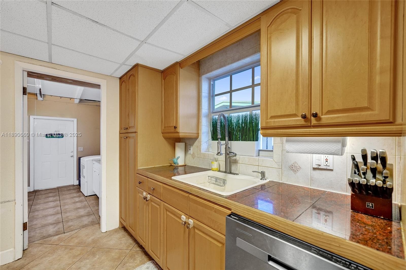 2624 Nassau Ln photo 17