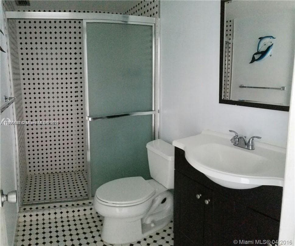 5555 Collins Ave 11U photo 19