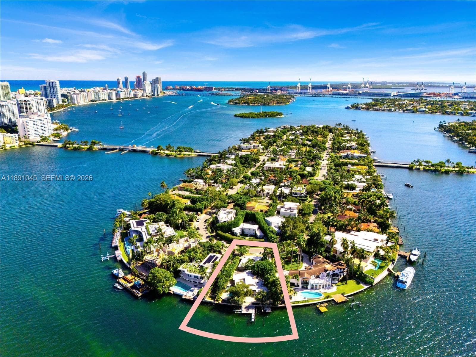 444 Rivo Alto Dr photo 12