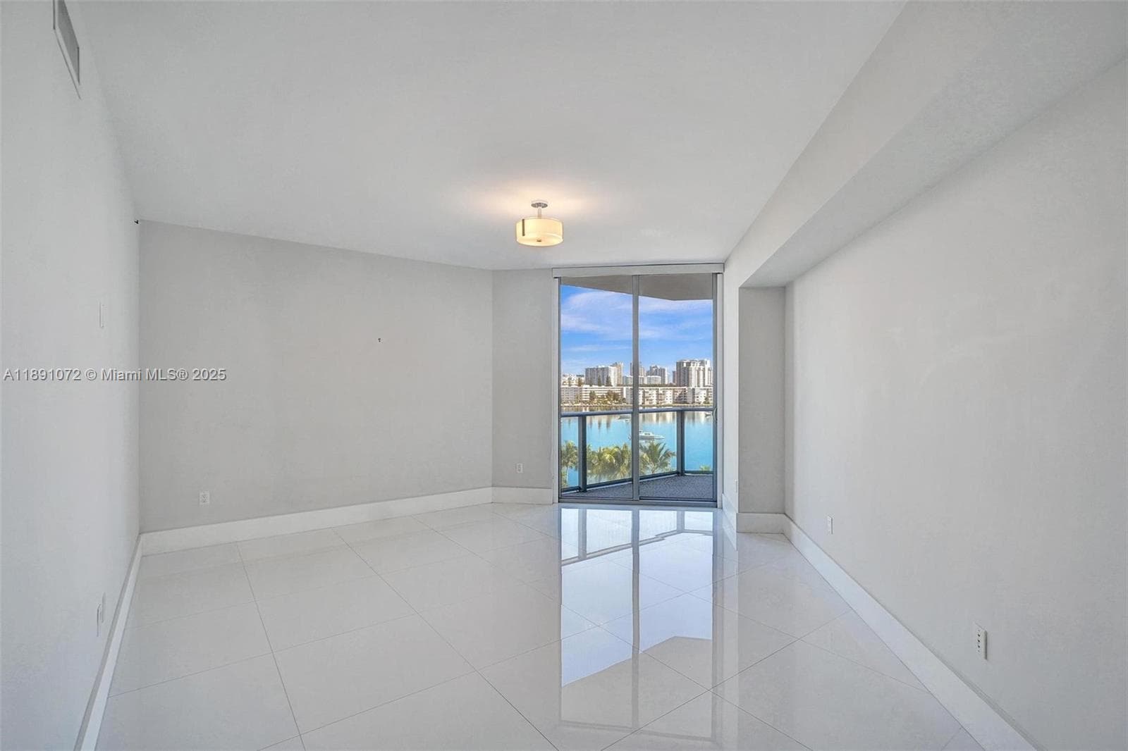 17301 Biscayne Blvd 708 photo 13
