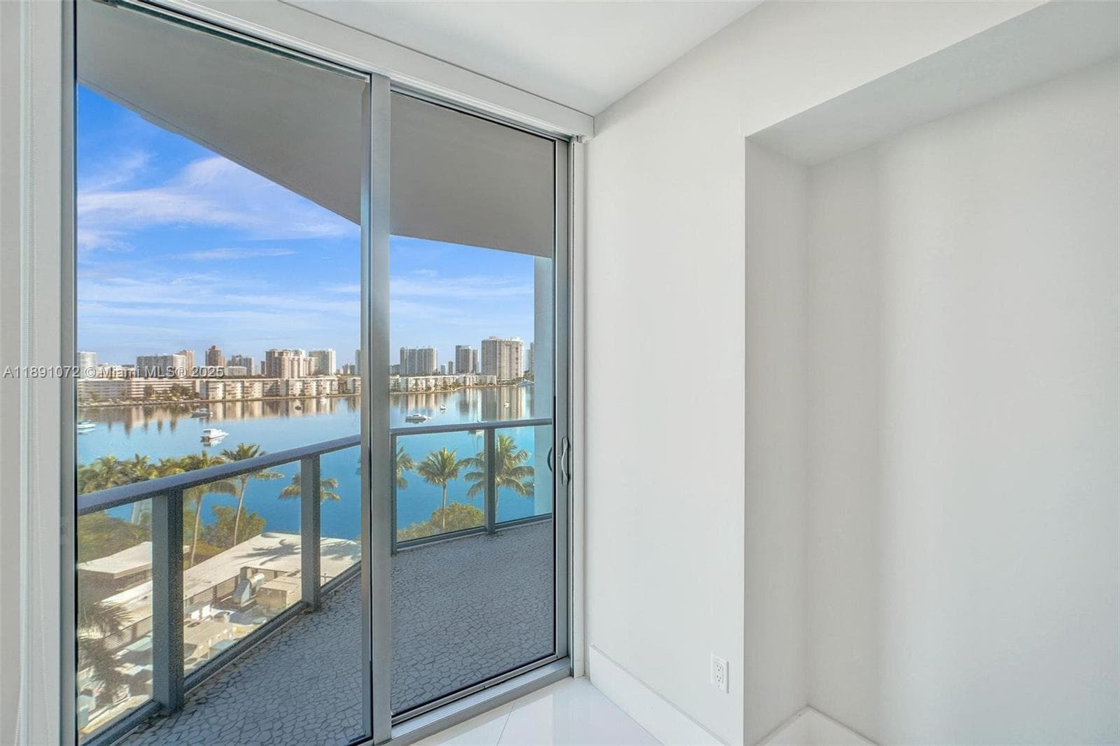 17301 Biscayne Blvd 708 photo 14