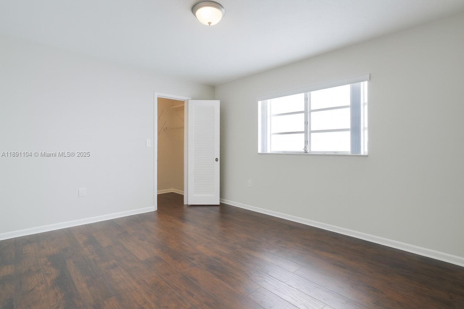 1662 Lincoln Ct 402 photo 7