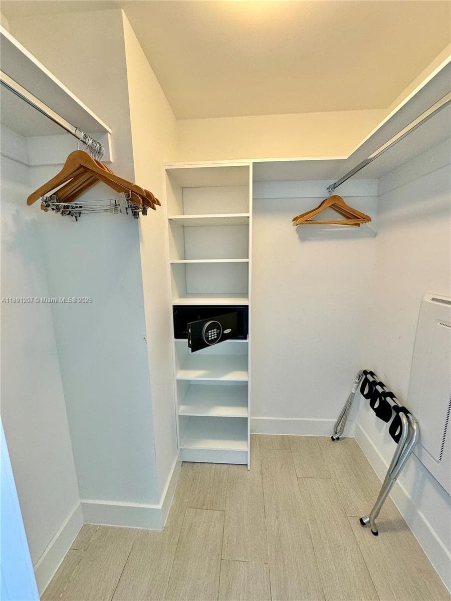 4010 Ocean Dr T3503 photo 12
