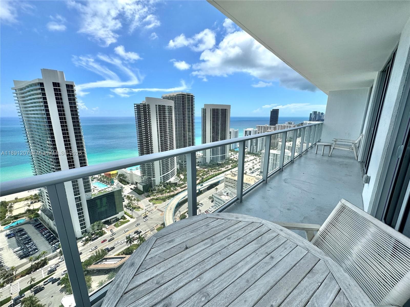 4010 Ocean Dr 3
