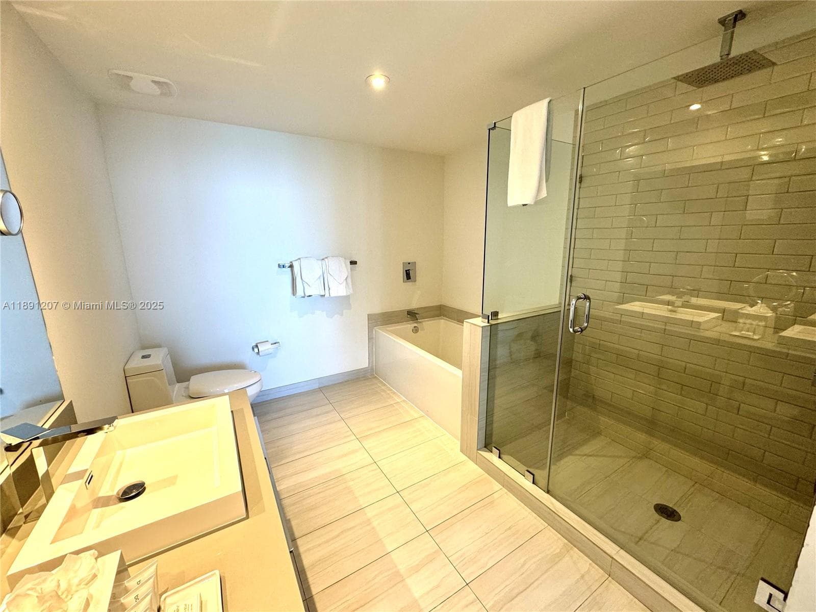 4010 Ocean Dr T3503 photo 20